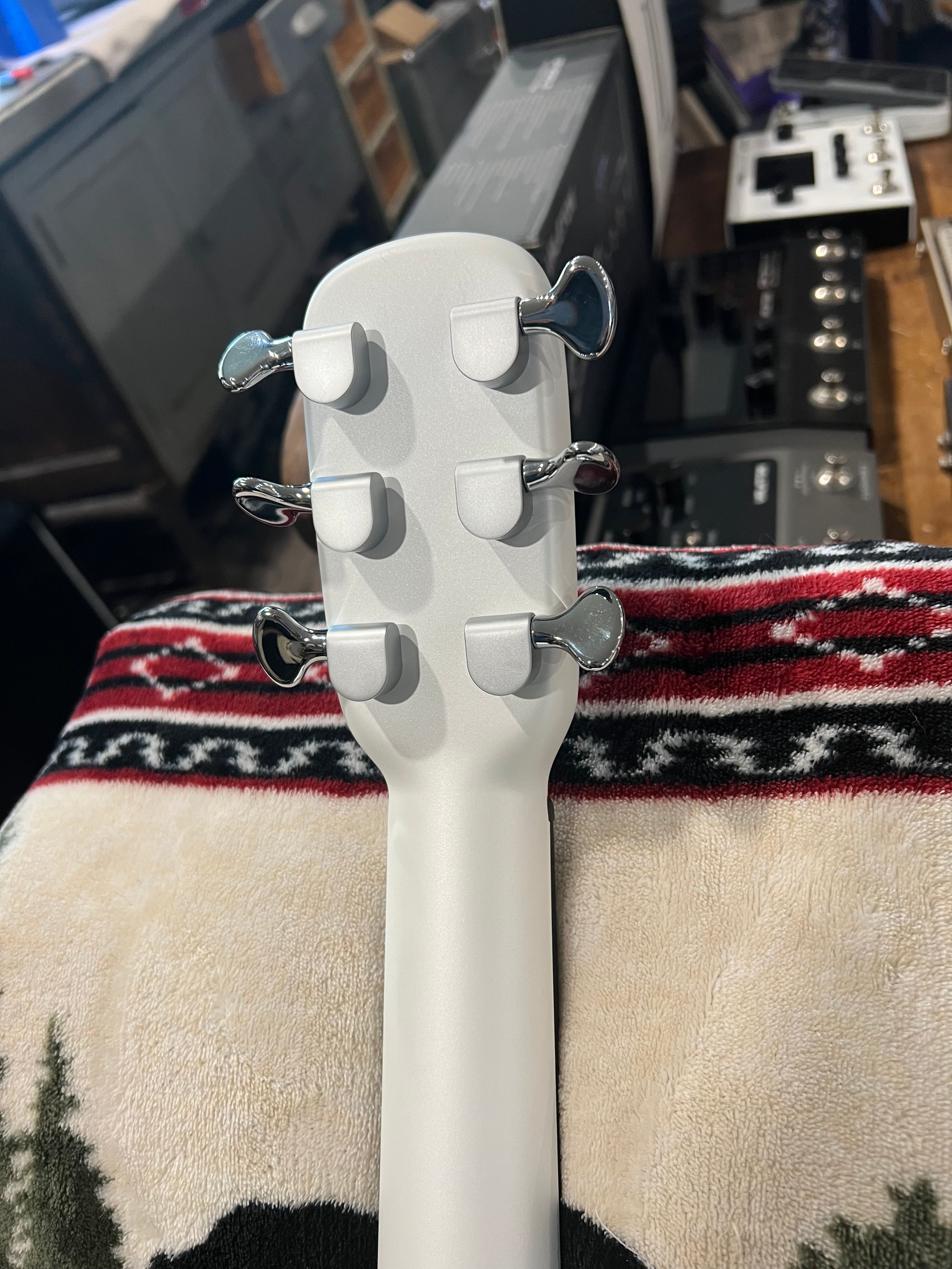 Lava ME4 38’’ Sail White Lot#3