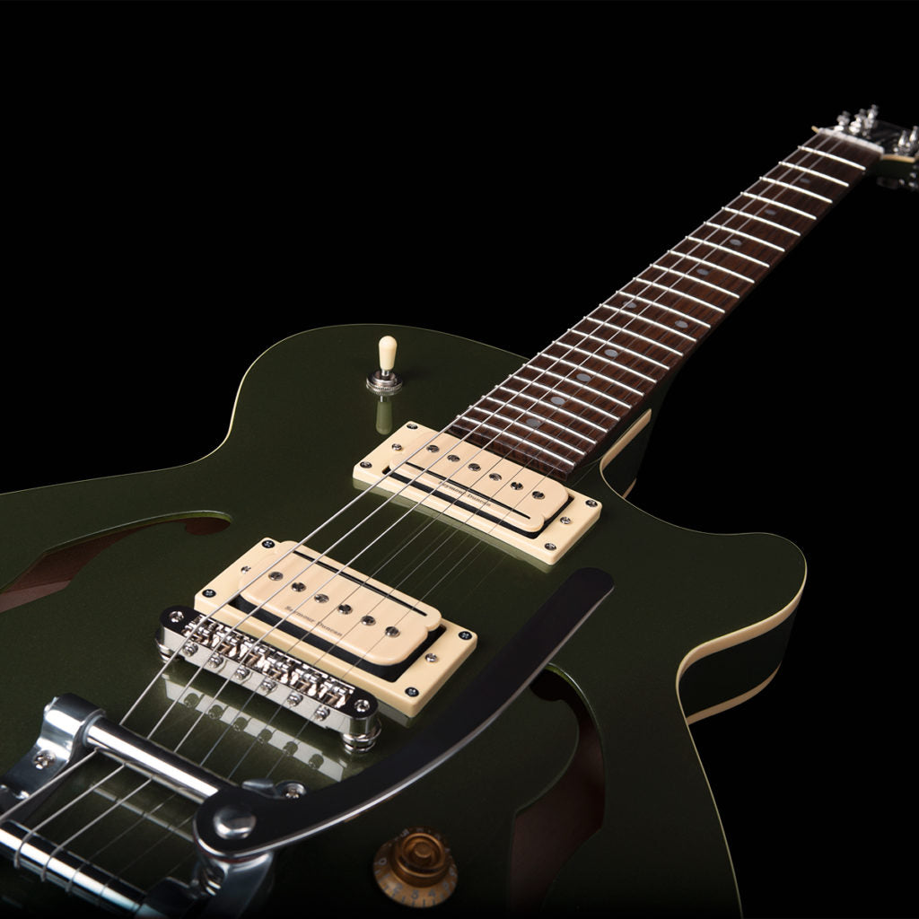 Godin Montreal Premiere LTD Desert Green w/Bigsby