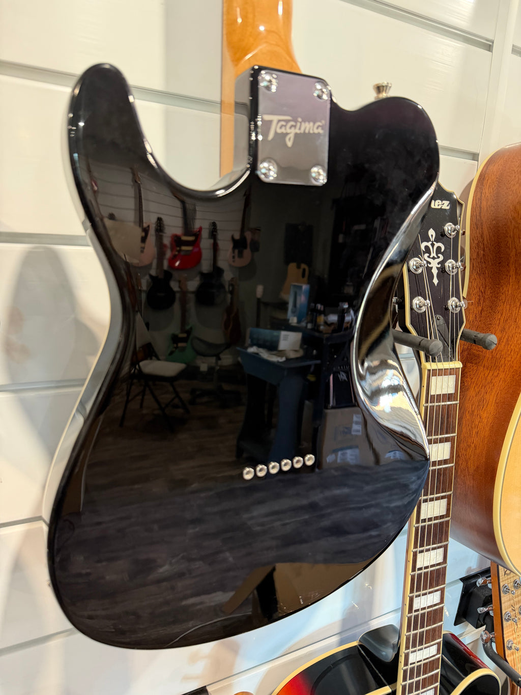 Grays Mods Tagima T-550/USA Standard Pickups