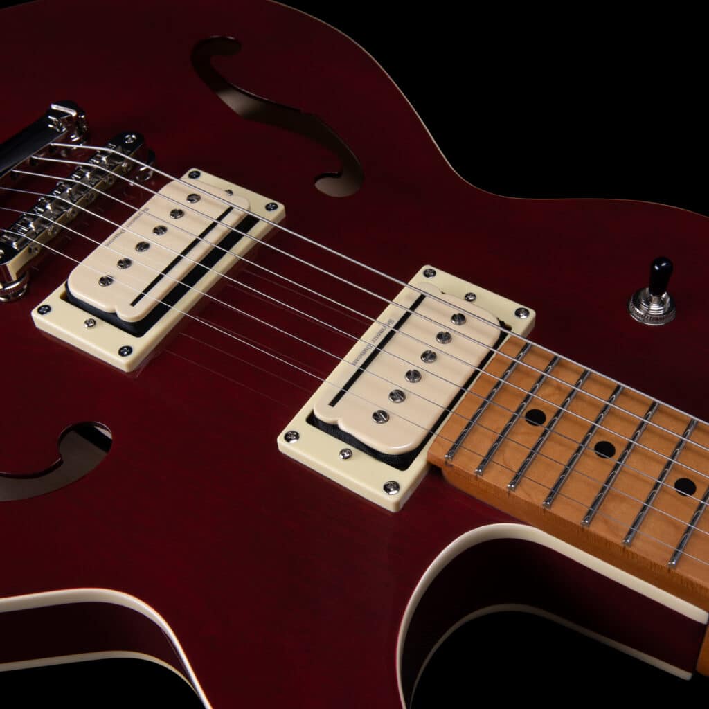 Godin Montreal Premiere Pro Aztek