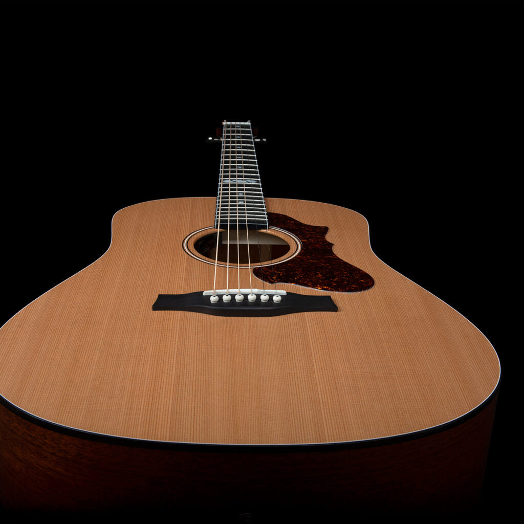 Godin Metropolis Natural Cedar SG EQ