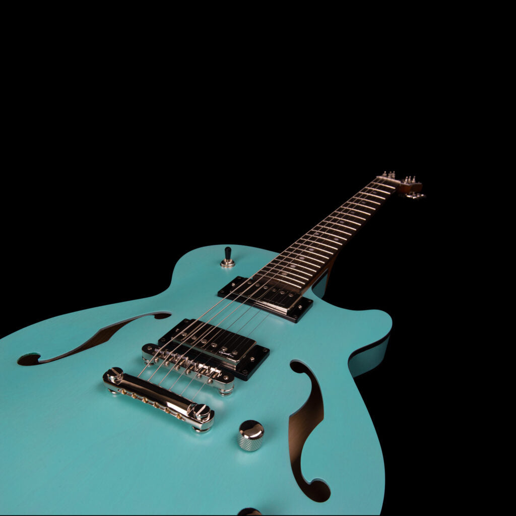 Godin Montreal Premiere HT