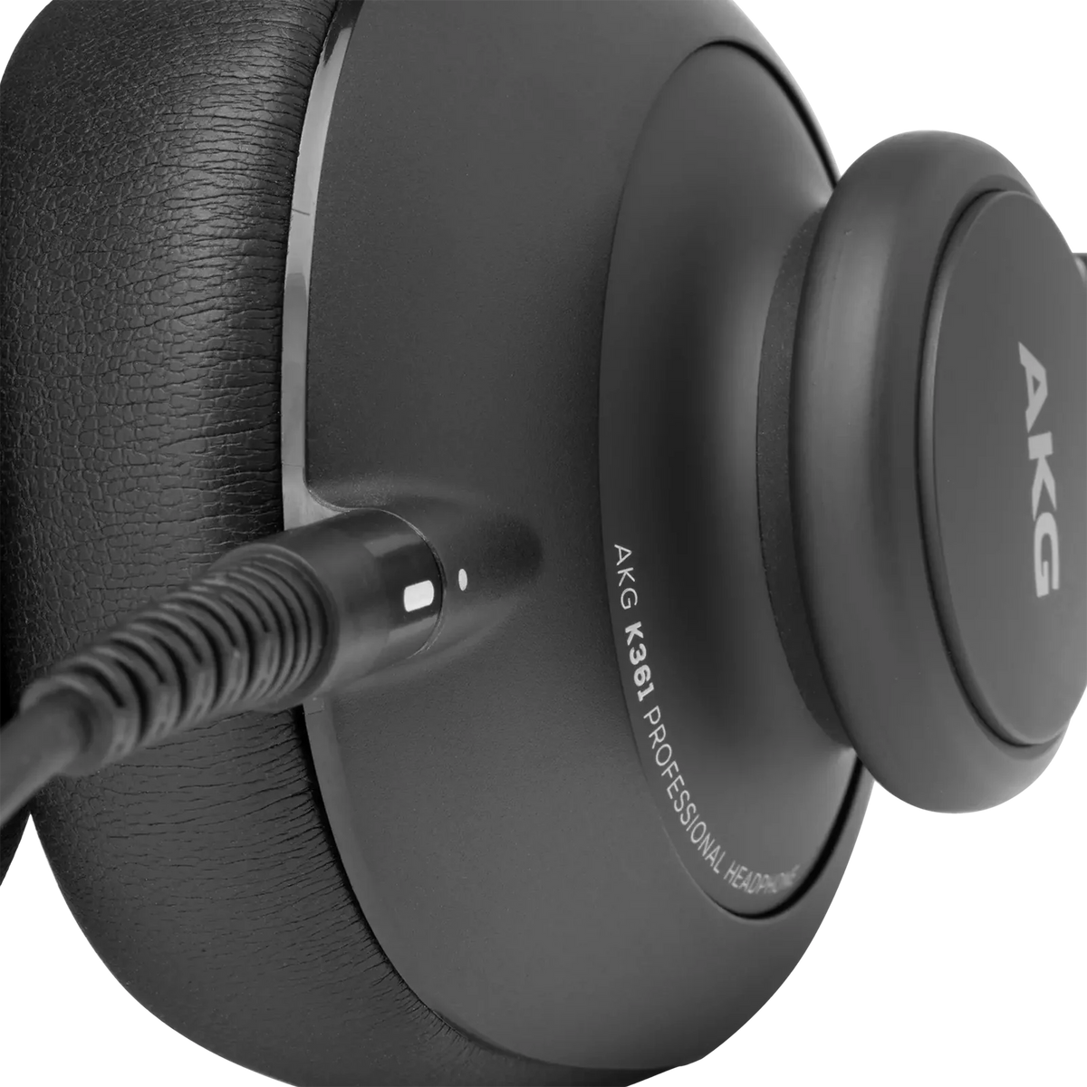 AKG K361