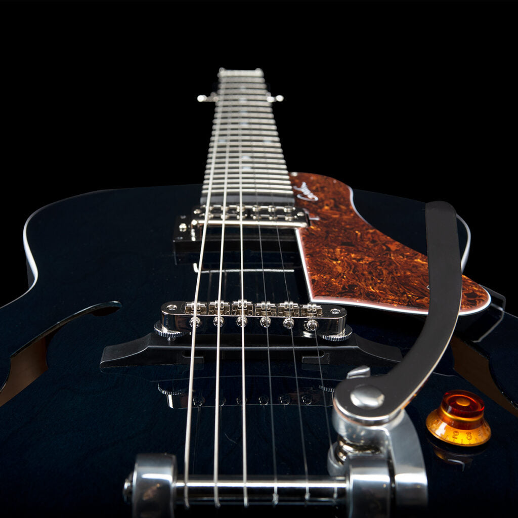 Godin 5th Avenue Night Club Indigo Blue