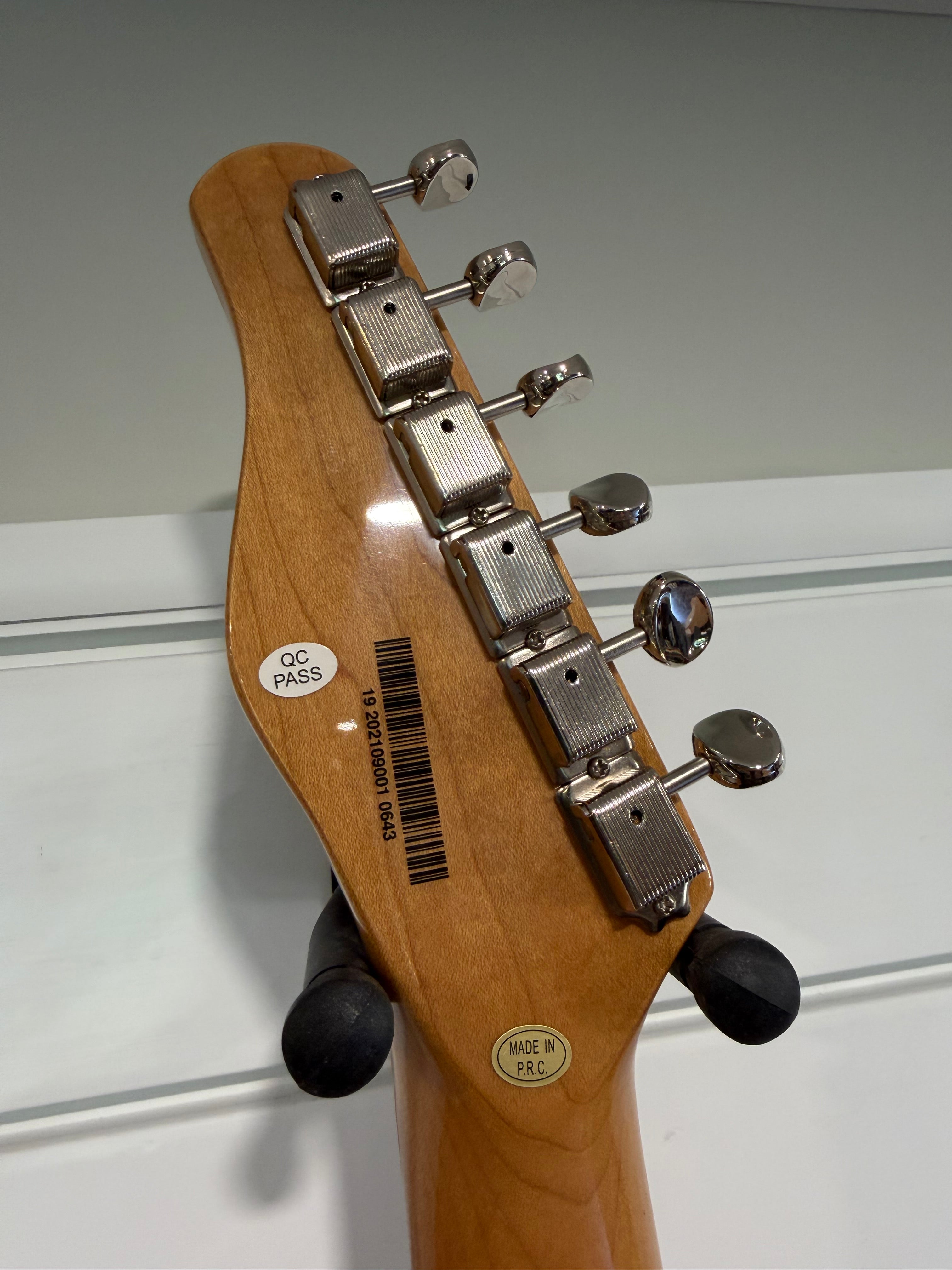 Grays Mods Tagima T-550/USA Standard Pickups