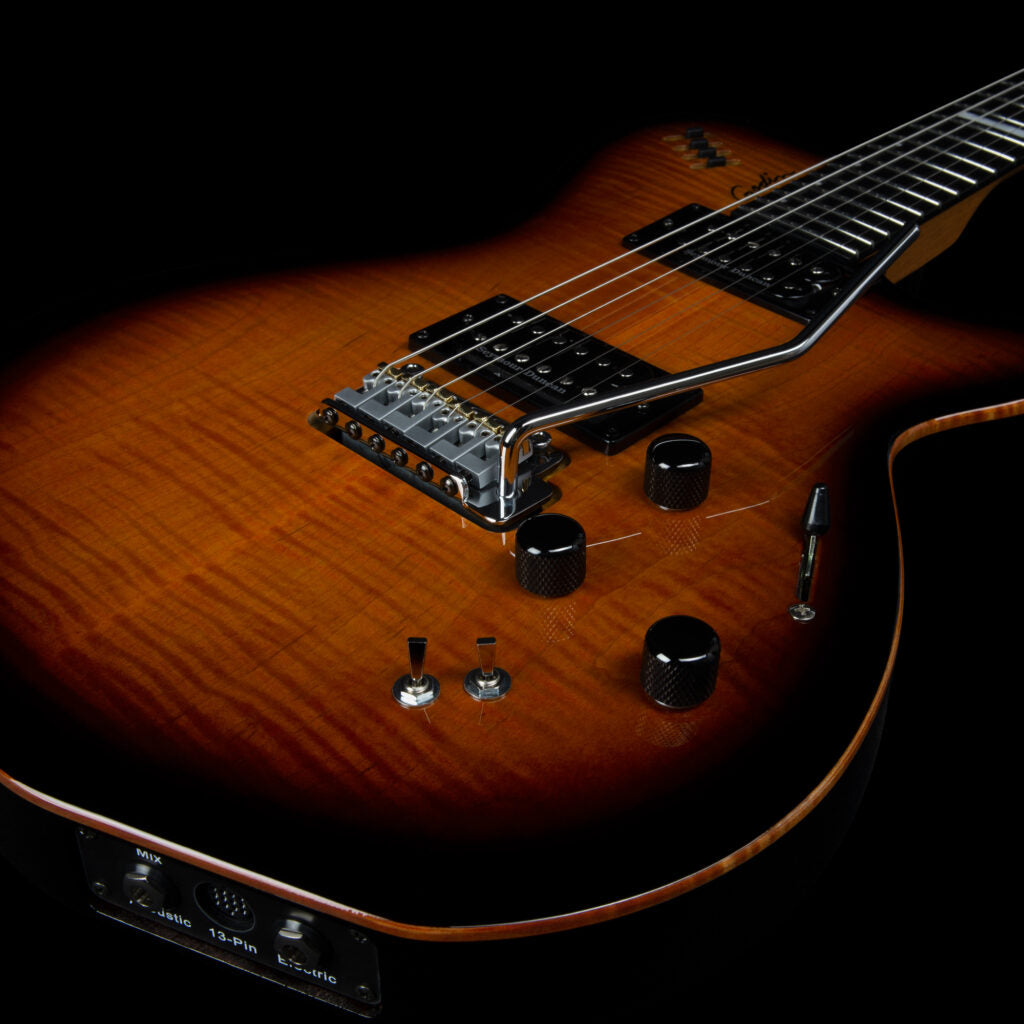 GODIN LGXT COGNAC BURST FLAME AA WITH BAG