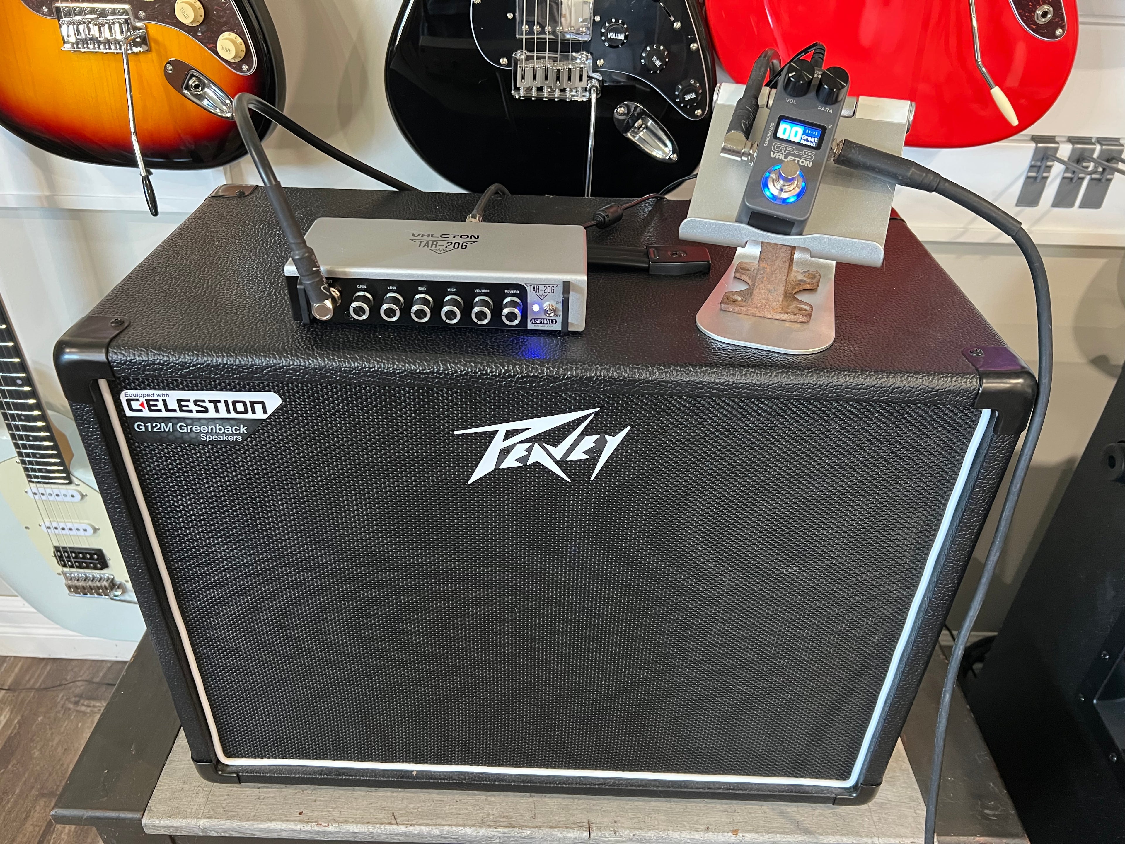 Valeton & Peavey Guitar Rig Bundle