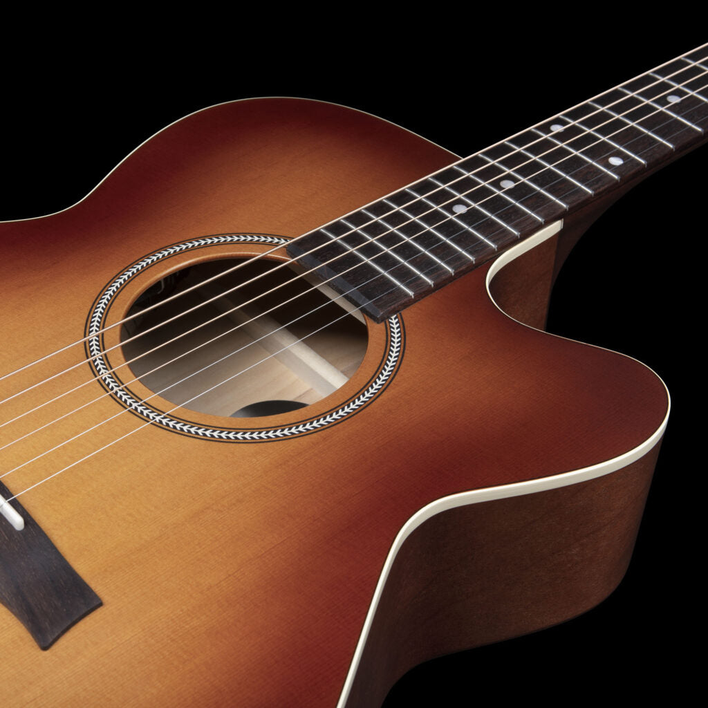 Seagull ENTOURAGE RUSTIC BURST CH CW EQ