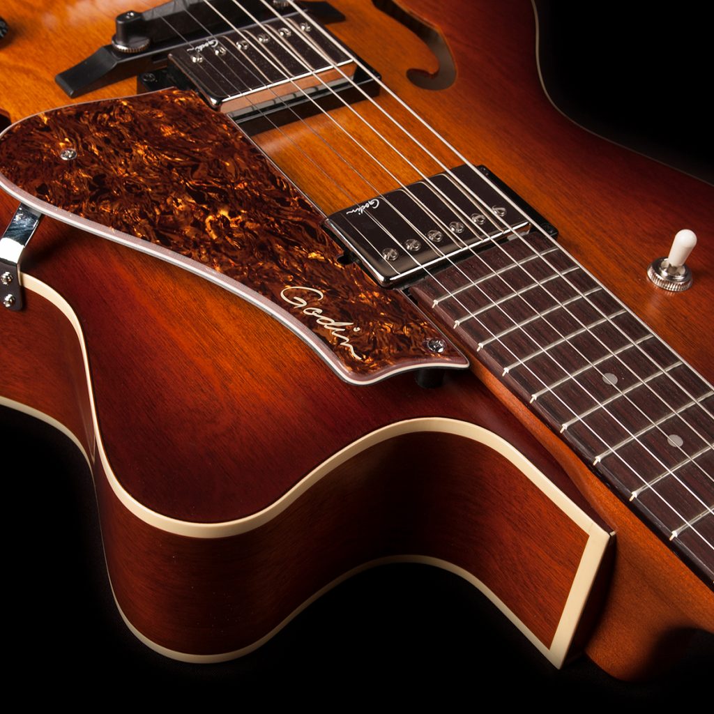 Godin 5th Avenue CW Kingpin II HB Cognac Burst