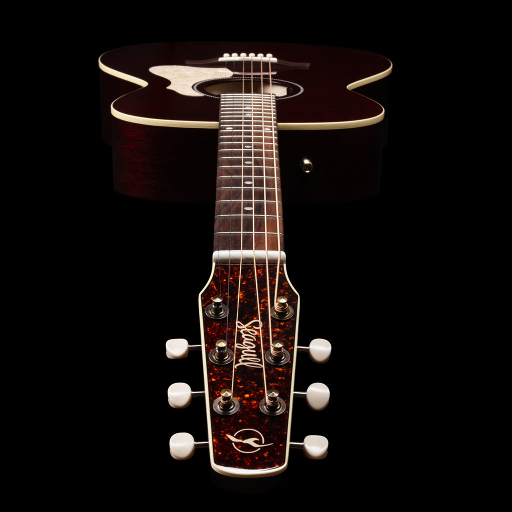 Seagull M6 LTD Ruby Red Concert Hall