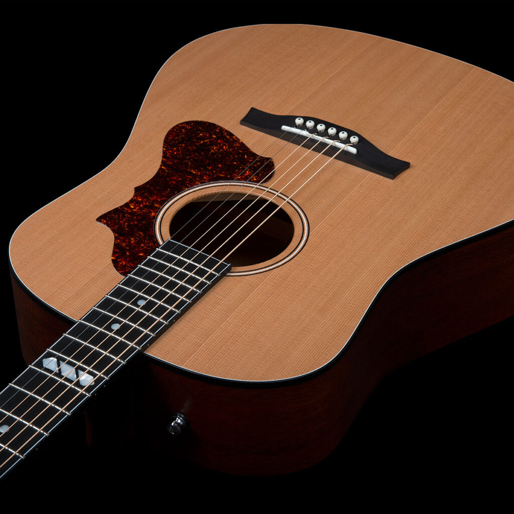 Godin Metropolis Natural Cedar SG EQ