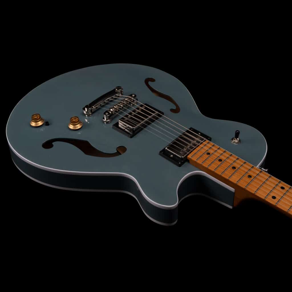 Godin Montreal Premiere Pro Aztek