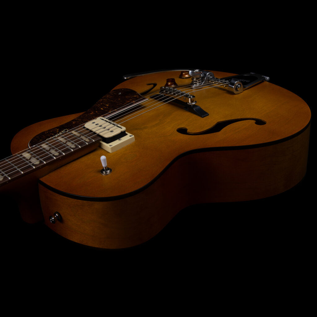 Godin 5th Avenue Jumbo P-Rail Harvest Gold
