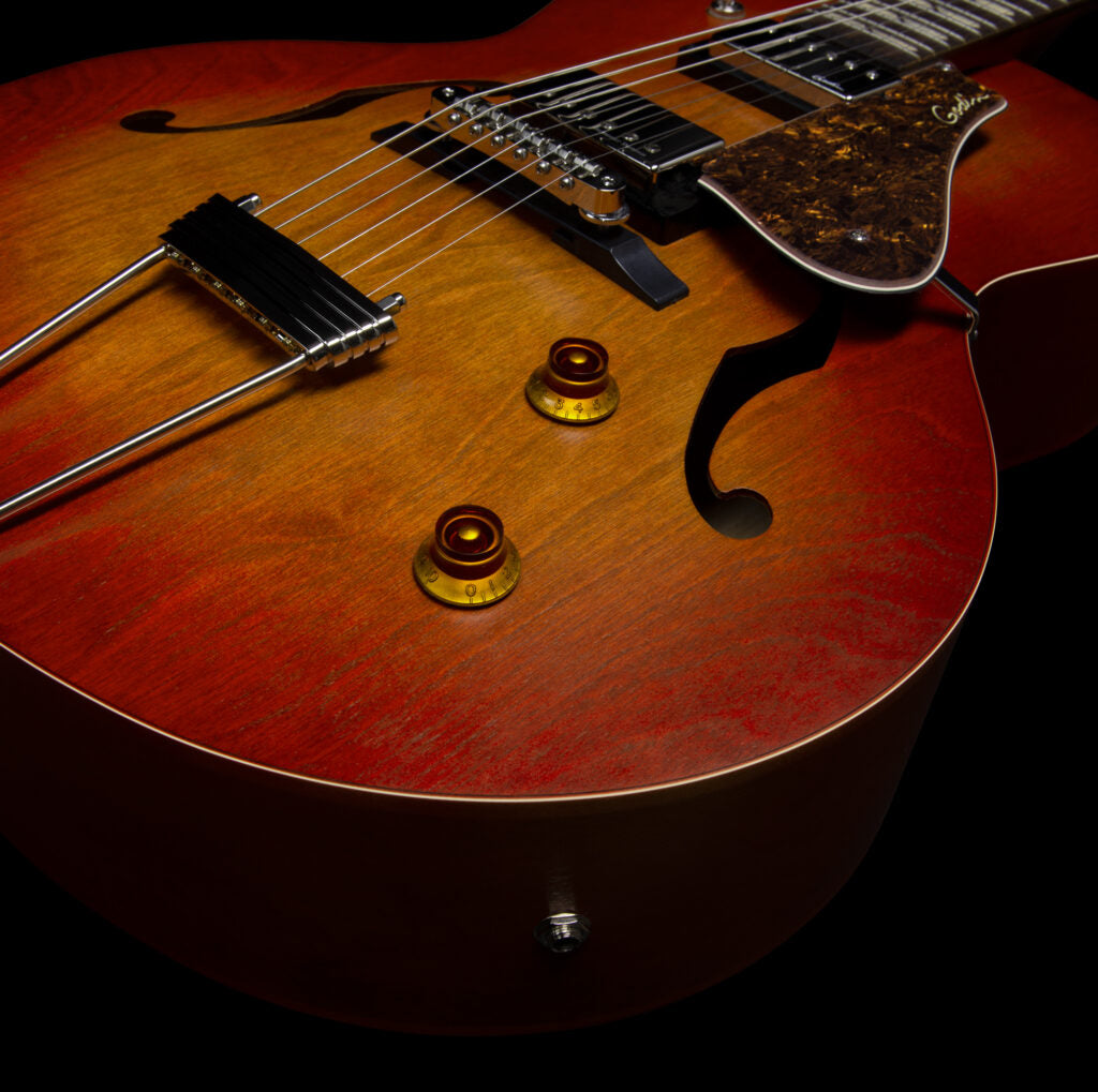 Godin 5th Avenue Jumbo HB Memphis Sun