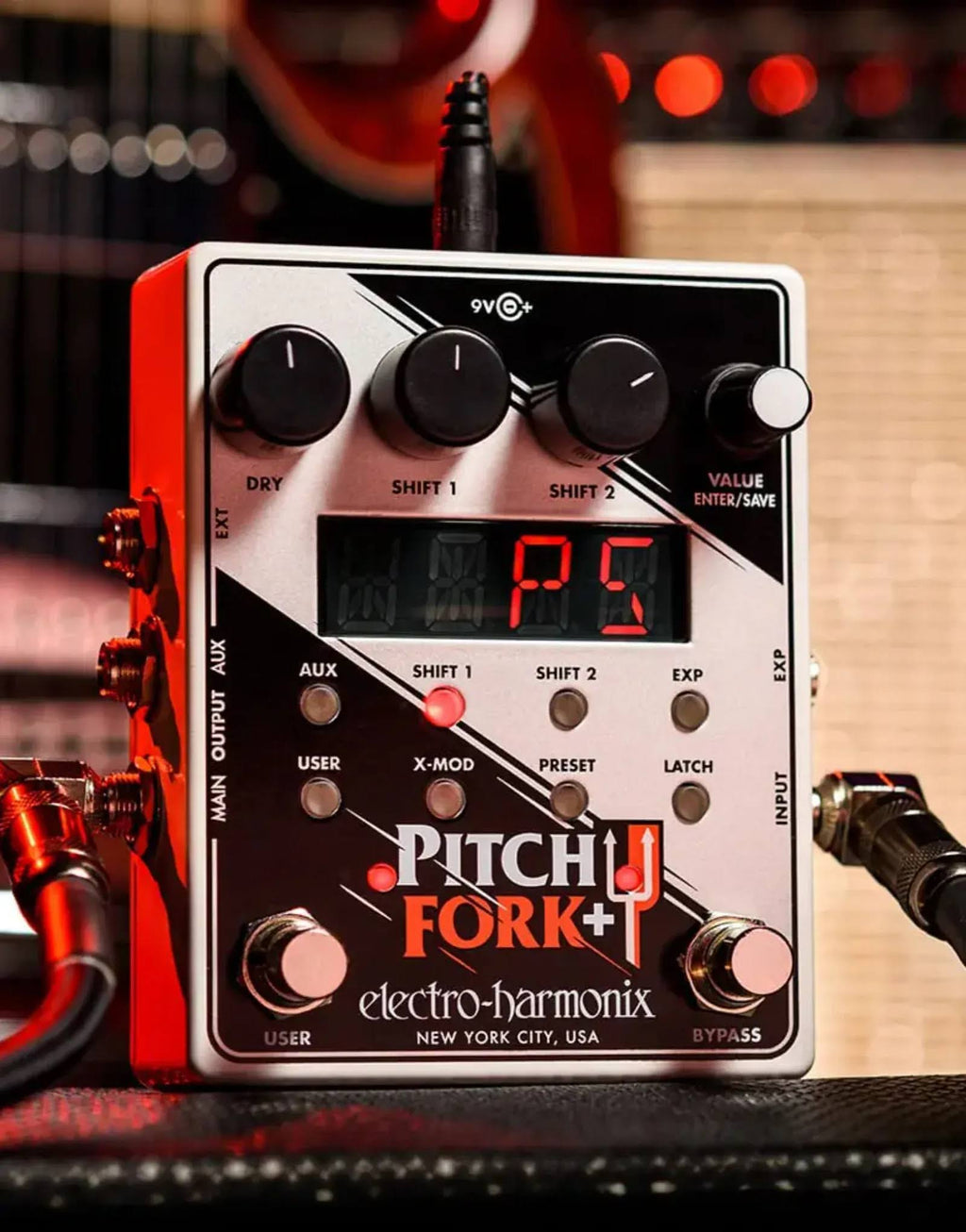 Electro-Harmonix
Pitch Fork+ Polyphonic Pitch Shifter Pedal
