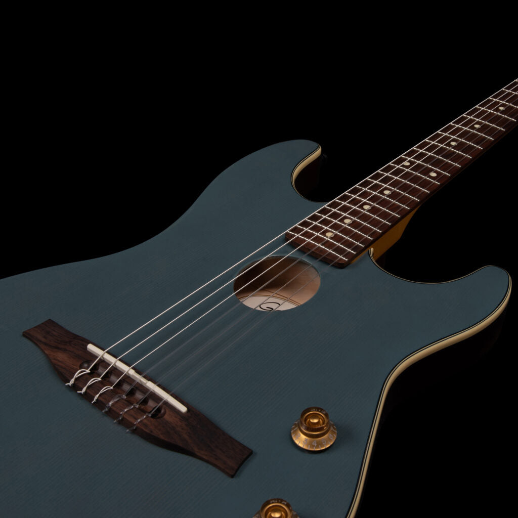 Godin G-Tour Nylon Limited Arctik Blue
