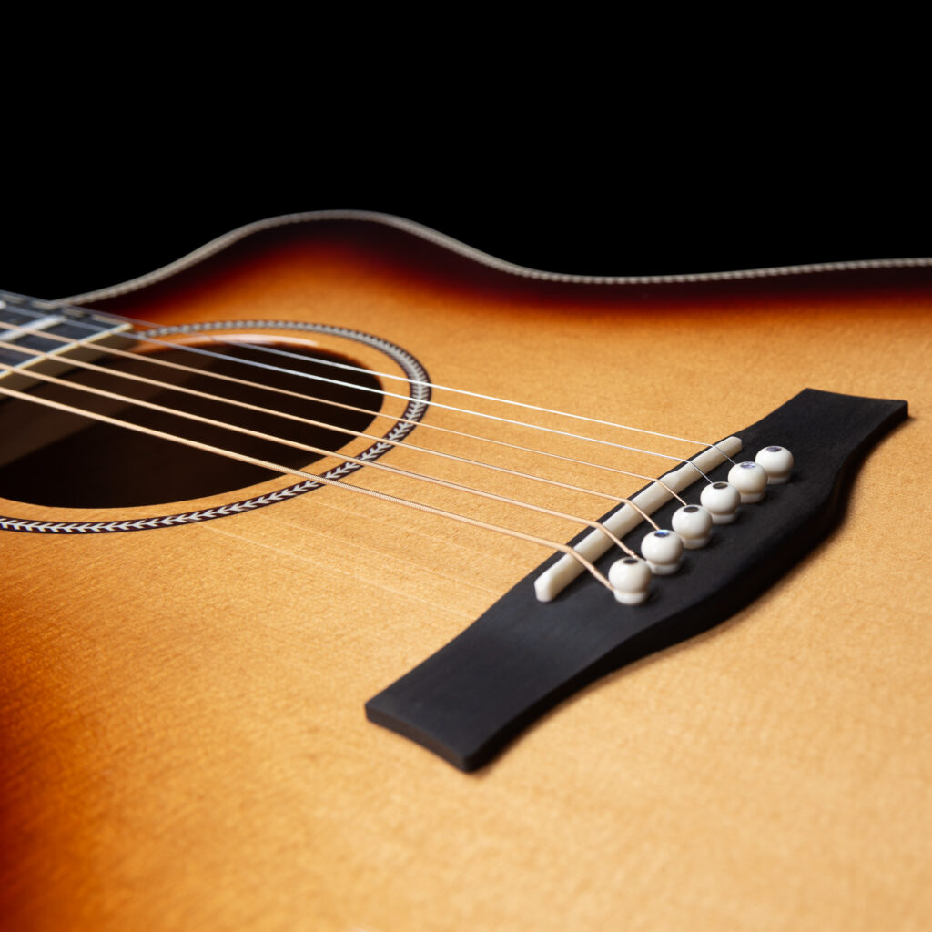 Godin Connaisseur MJ Sunsetburst Maho