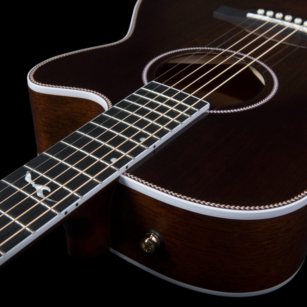 Seagull ARTIST MOSAIC CONCERT HALL CW BOURBON BURST GT ANTHEM EQ