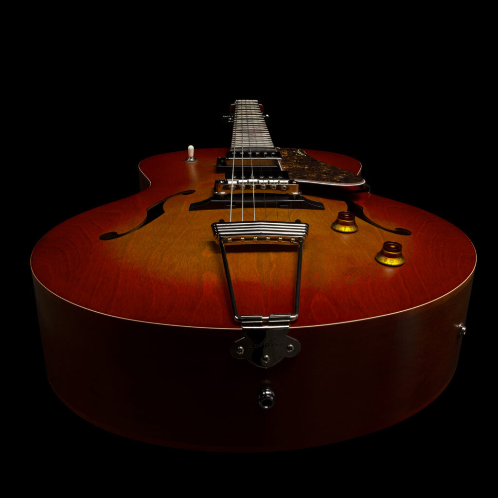 Godin 5th Avenue Jumbo HB Memphis Sun