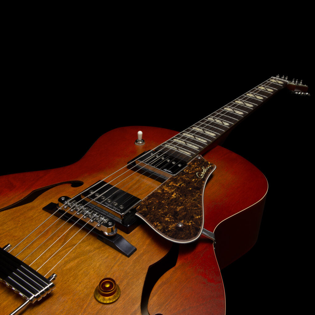 Godin 5th Avenue Jumbo HB Memphis Sun