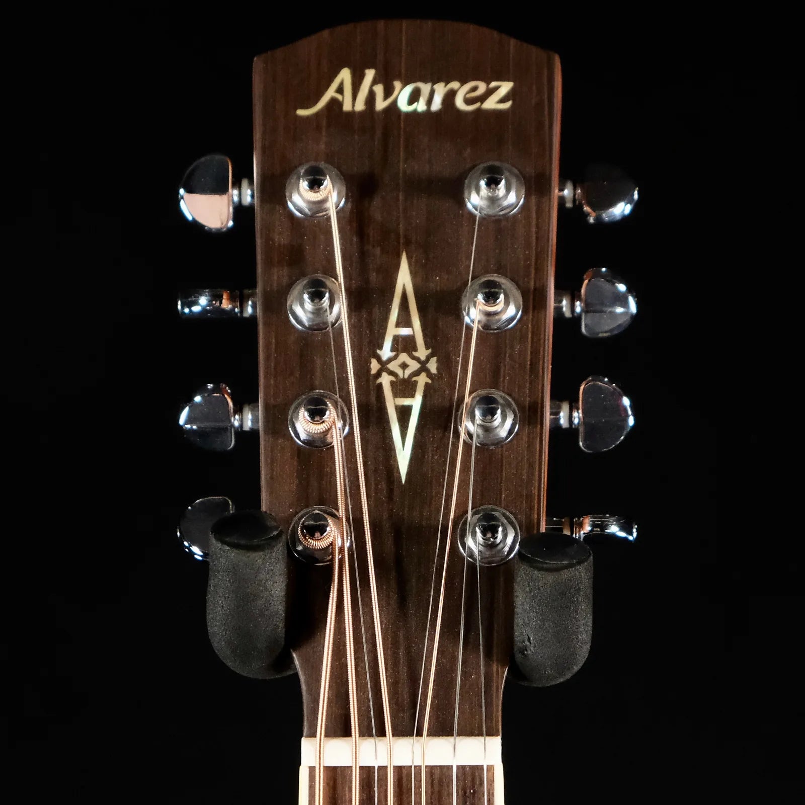 Alvarez ABT60CE-8SHB 8-String, Baritone Guitar with Cutaway and Pickup - Shadowburst - Artist Series