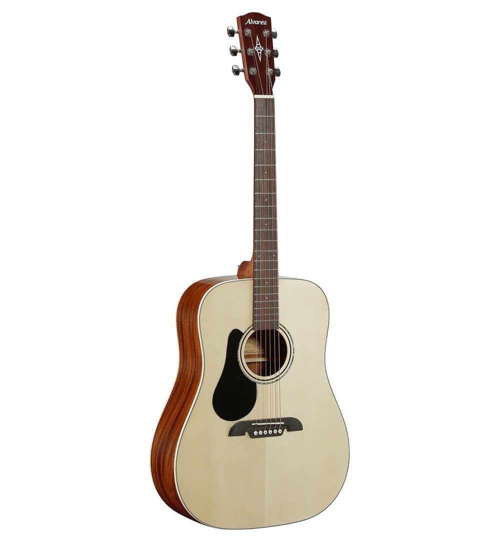 Alvarez RD26L, Left-Handed Dreadnaught with Gig Bag - Natural Gloss - Regent Series