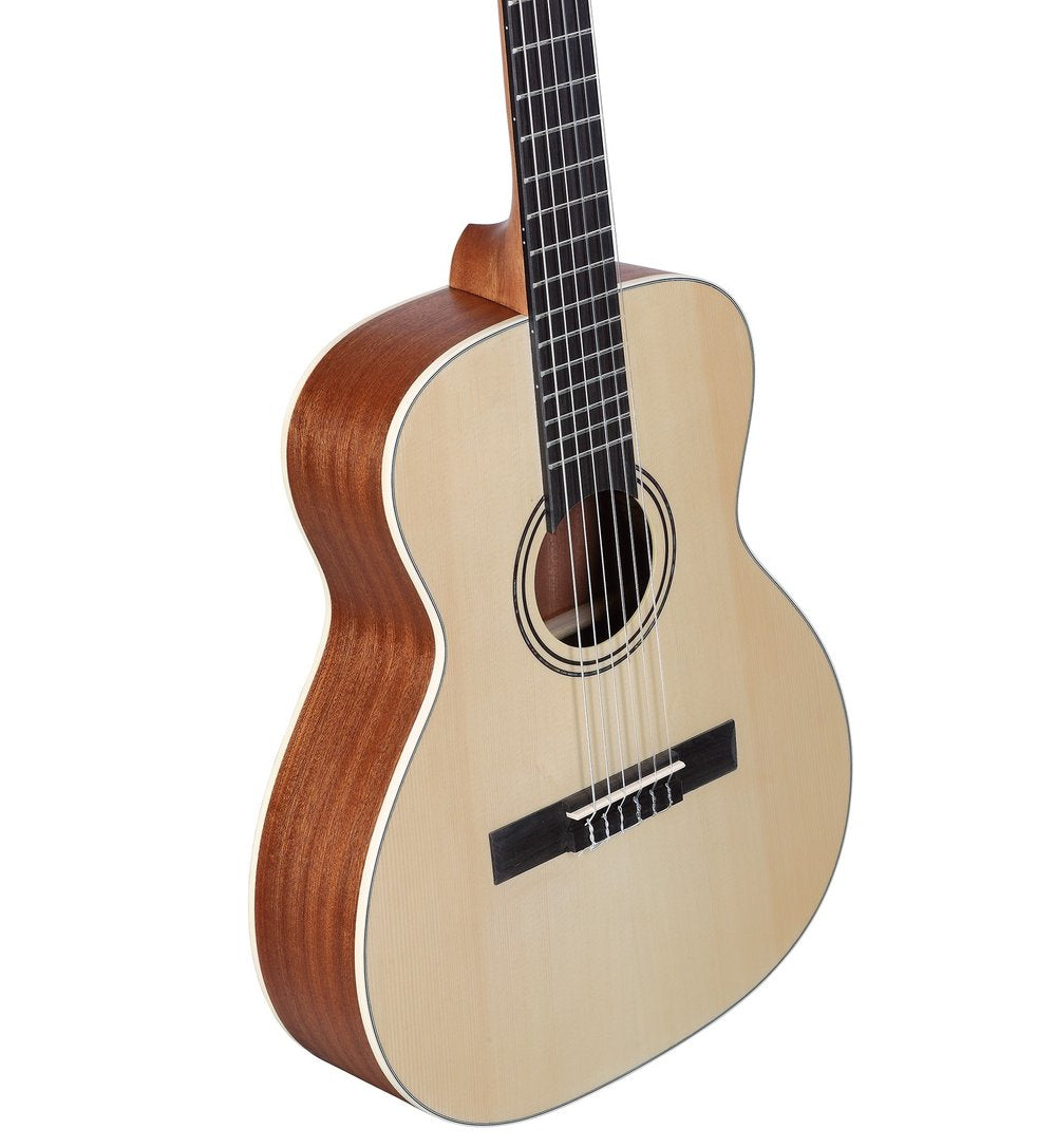 Alvarez RS26N, Student Guitar with Nylon Strings and Gig Bag - Natural Satin - Regent Series