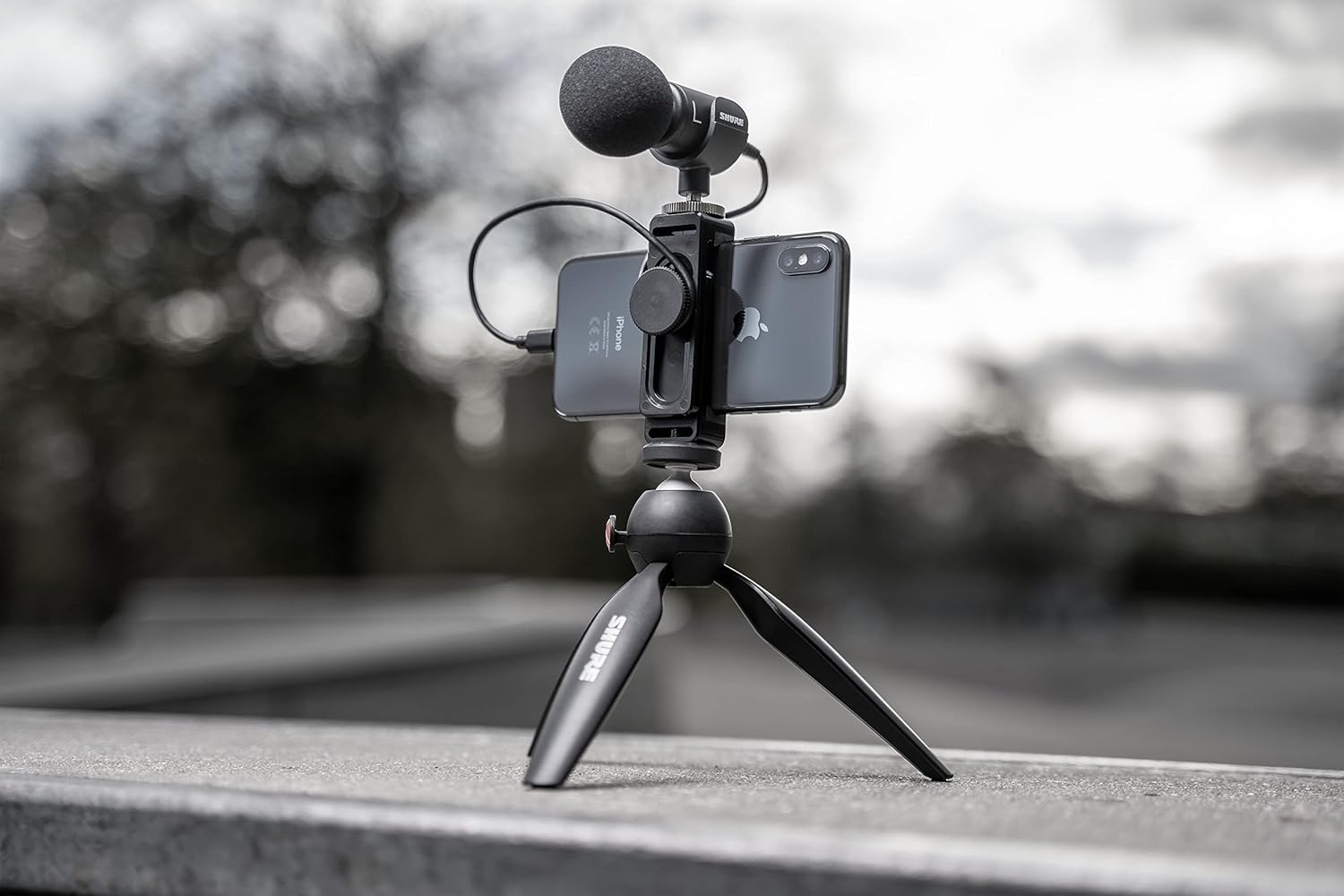 Shure MV88+ Video Kit Stereo Condenser Microphone