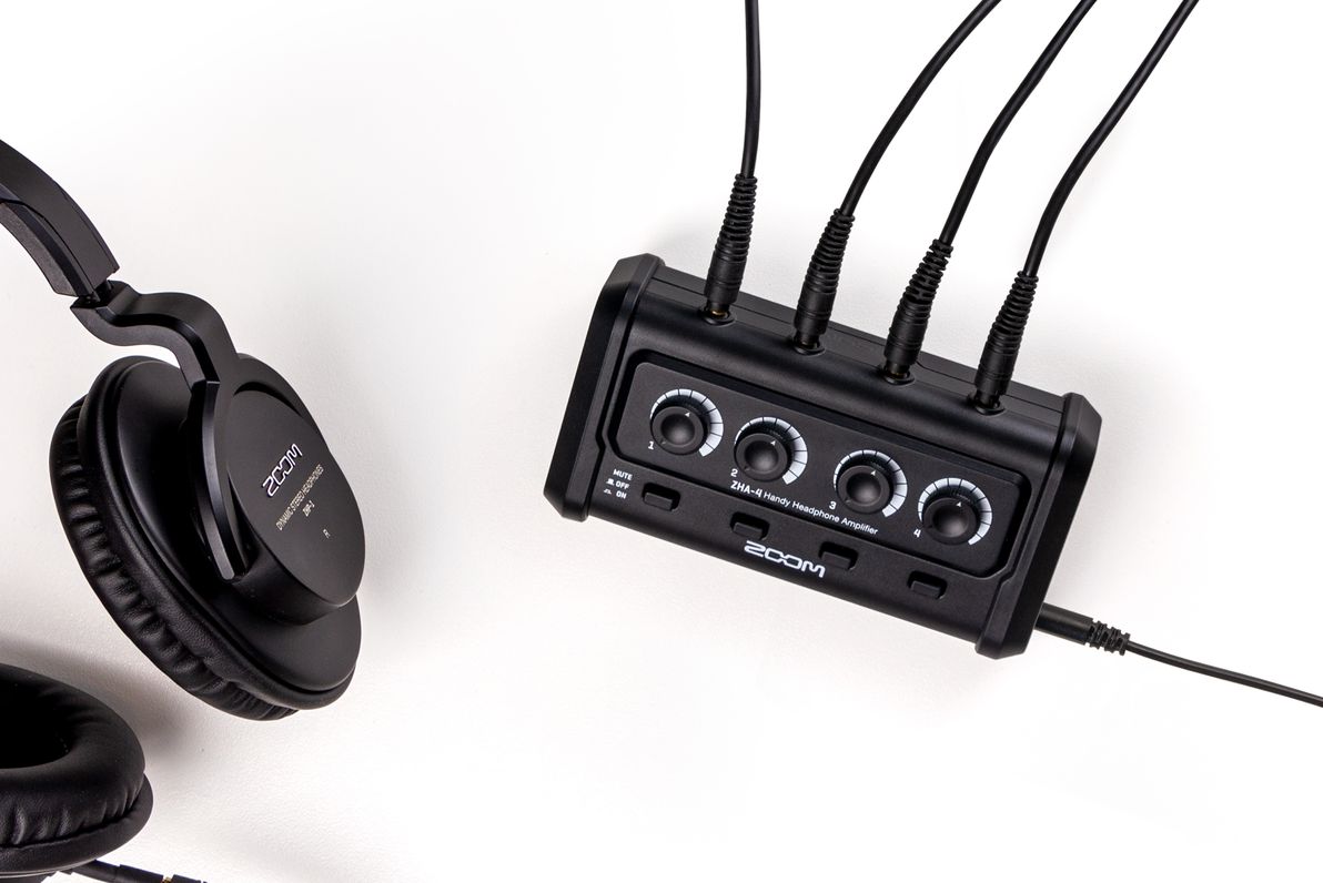 Zoom ZHA-4 Headphone Amplifier