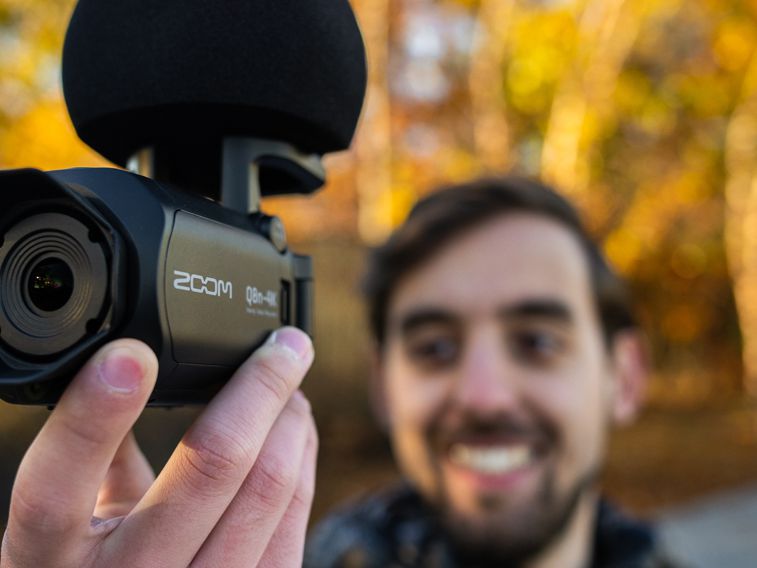 Zoom Q8n-4K Handheld 4K Video and Audio Recorder
