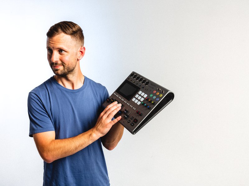 Zoom PODTRAK P8 Podcast Recorder