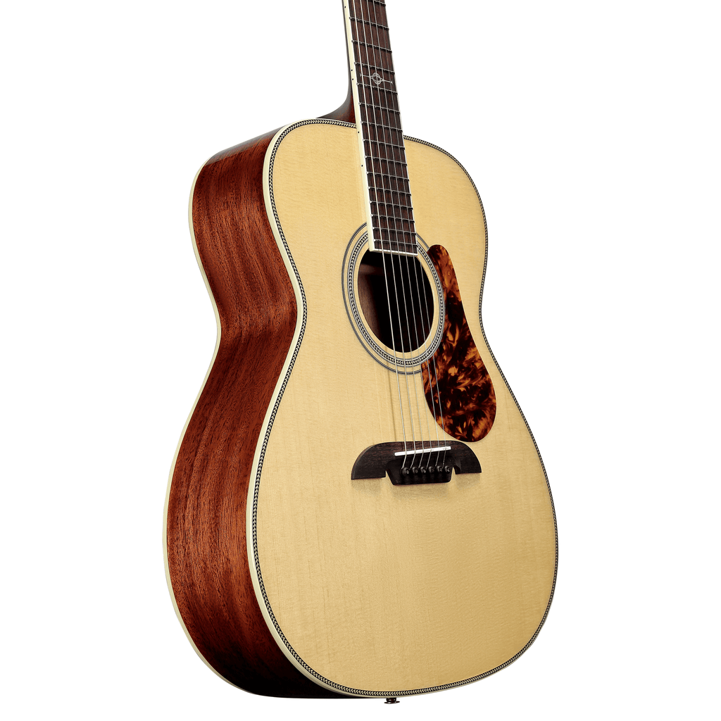 Alvarez MF60e Herringbone
Masterworks OM